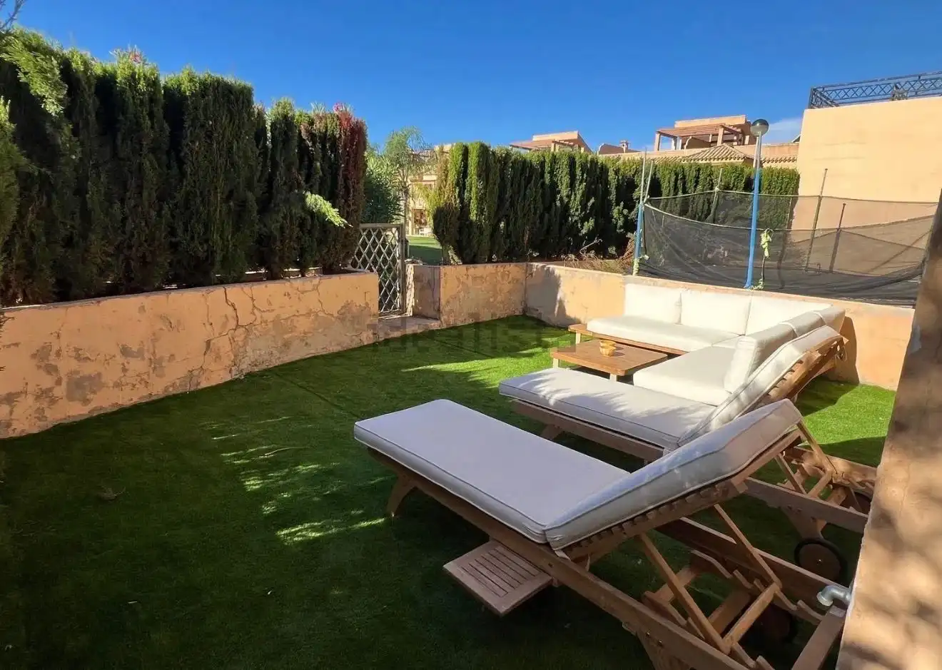 Detached homes for rent in Elviria