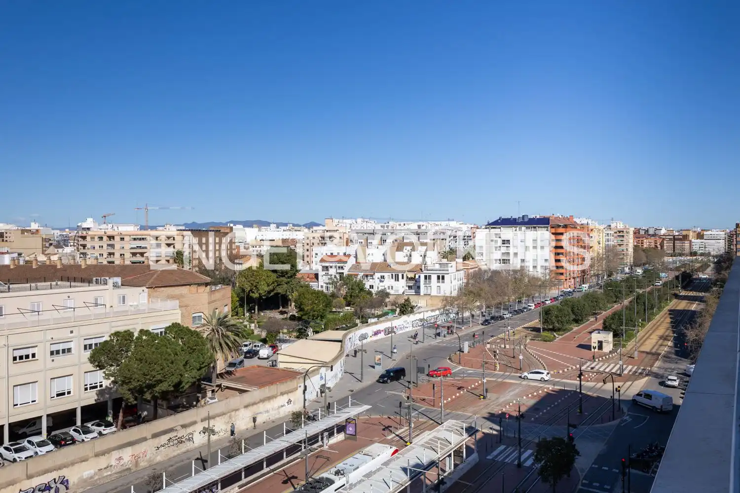 Vista exterior de Ático en venta en Valencia con Aire acondicionado, Calefacción y Terraza