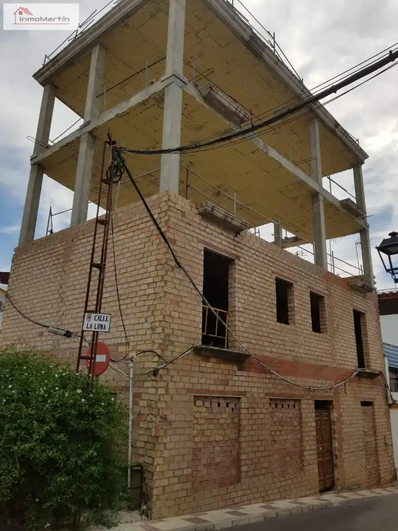 Außenansicht von Gebäude zum Verkauf in Alcalá del Río
