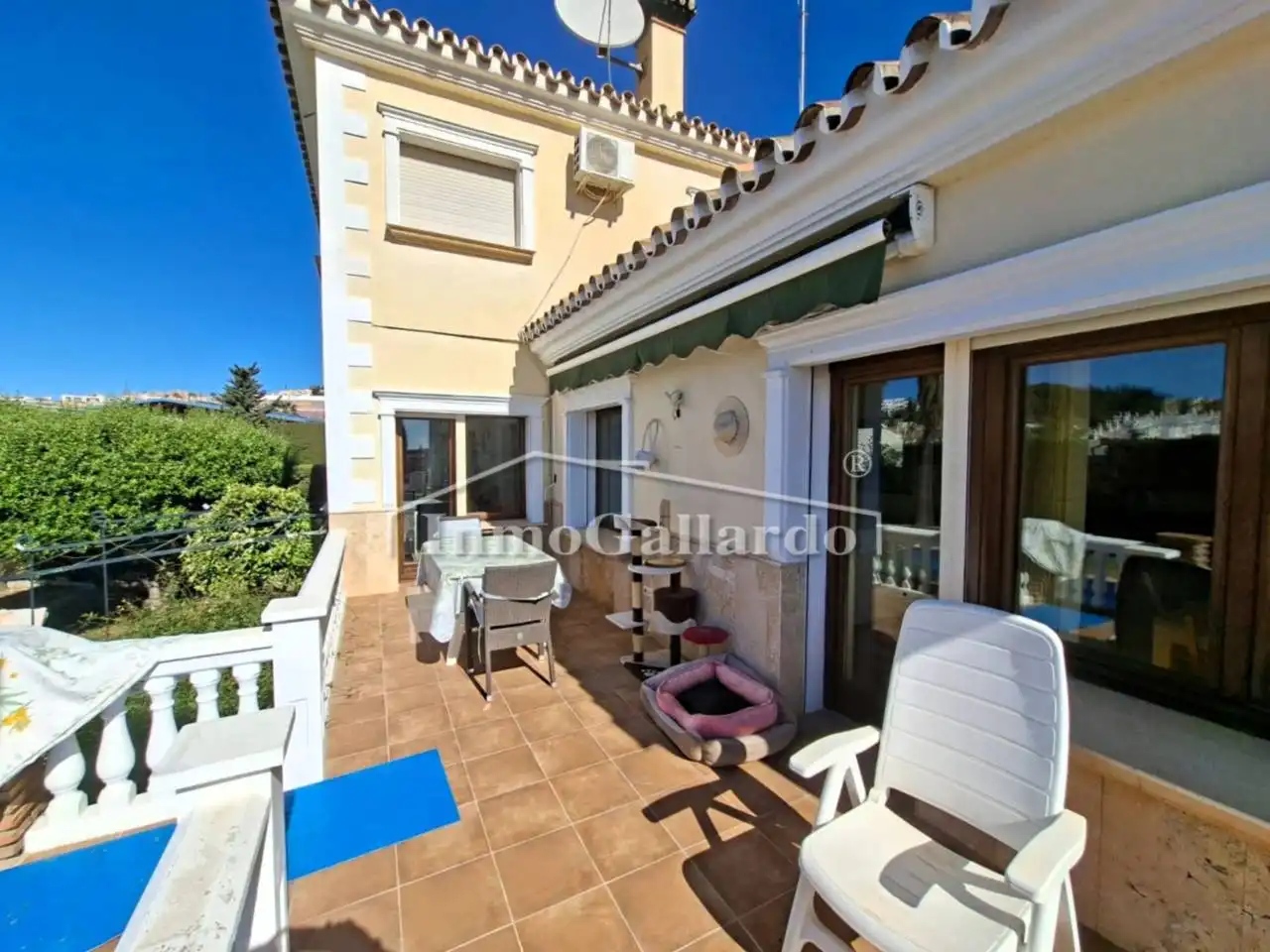 Terrace of Houses for sale in Málaga  with Air Conditioner, Private garden and Parquet flooring