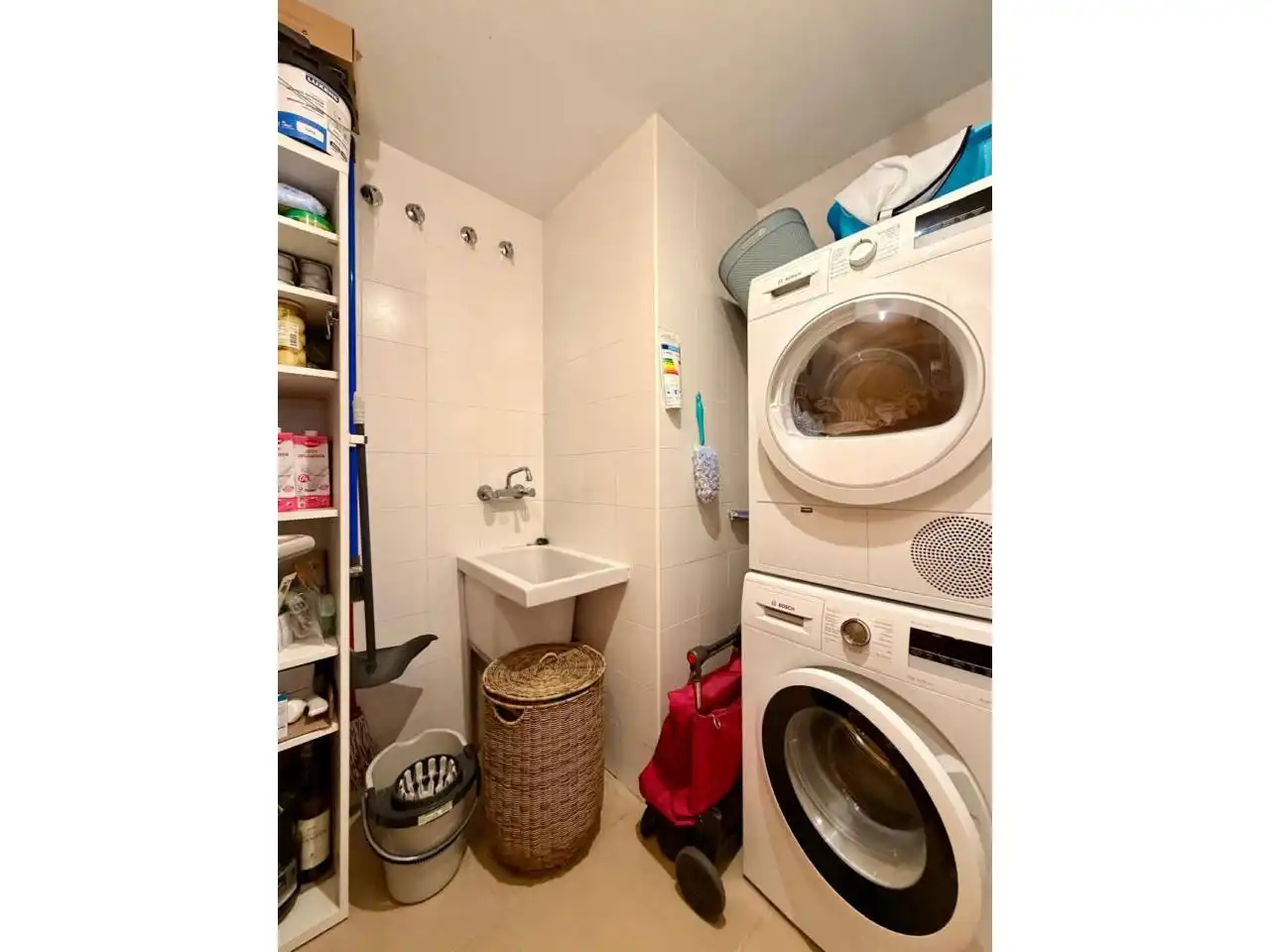 Badezimmer von Wohnung zum Verkauf in Cornellà de Llobregat mit Balkon