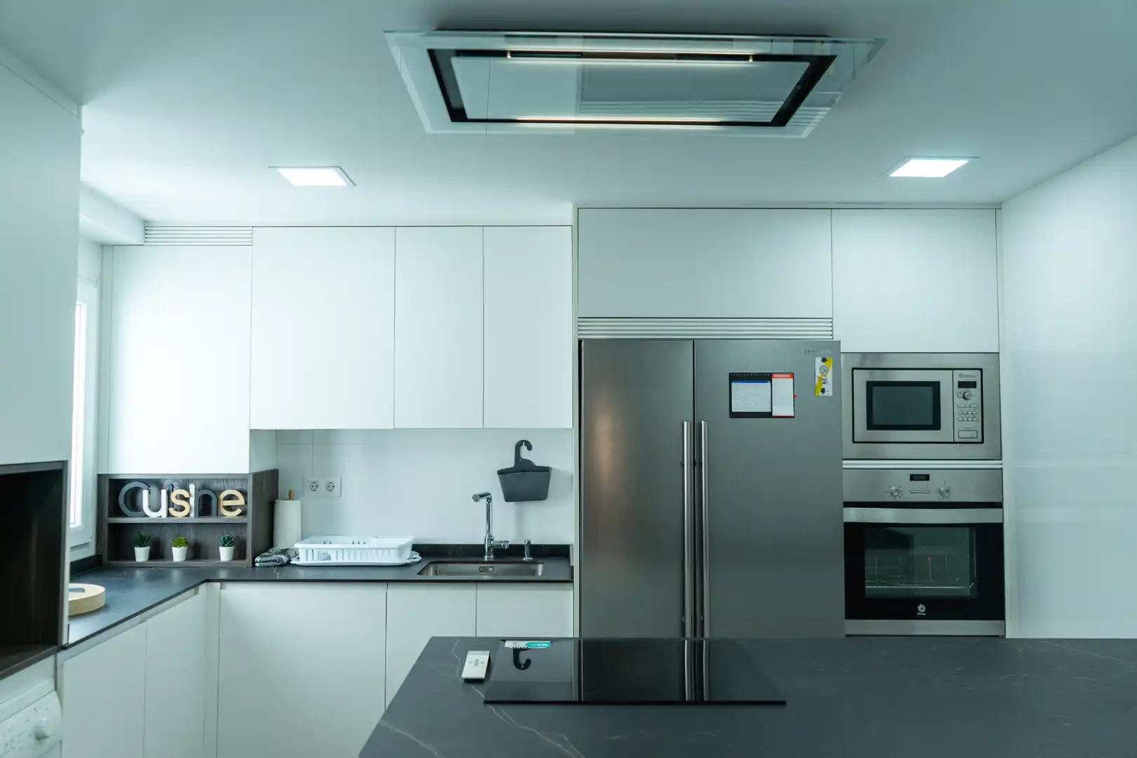 Kitchen of Flat for share in Zaragoza  with Air Conditioner, Heating and Private garden