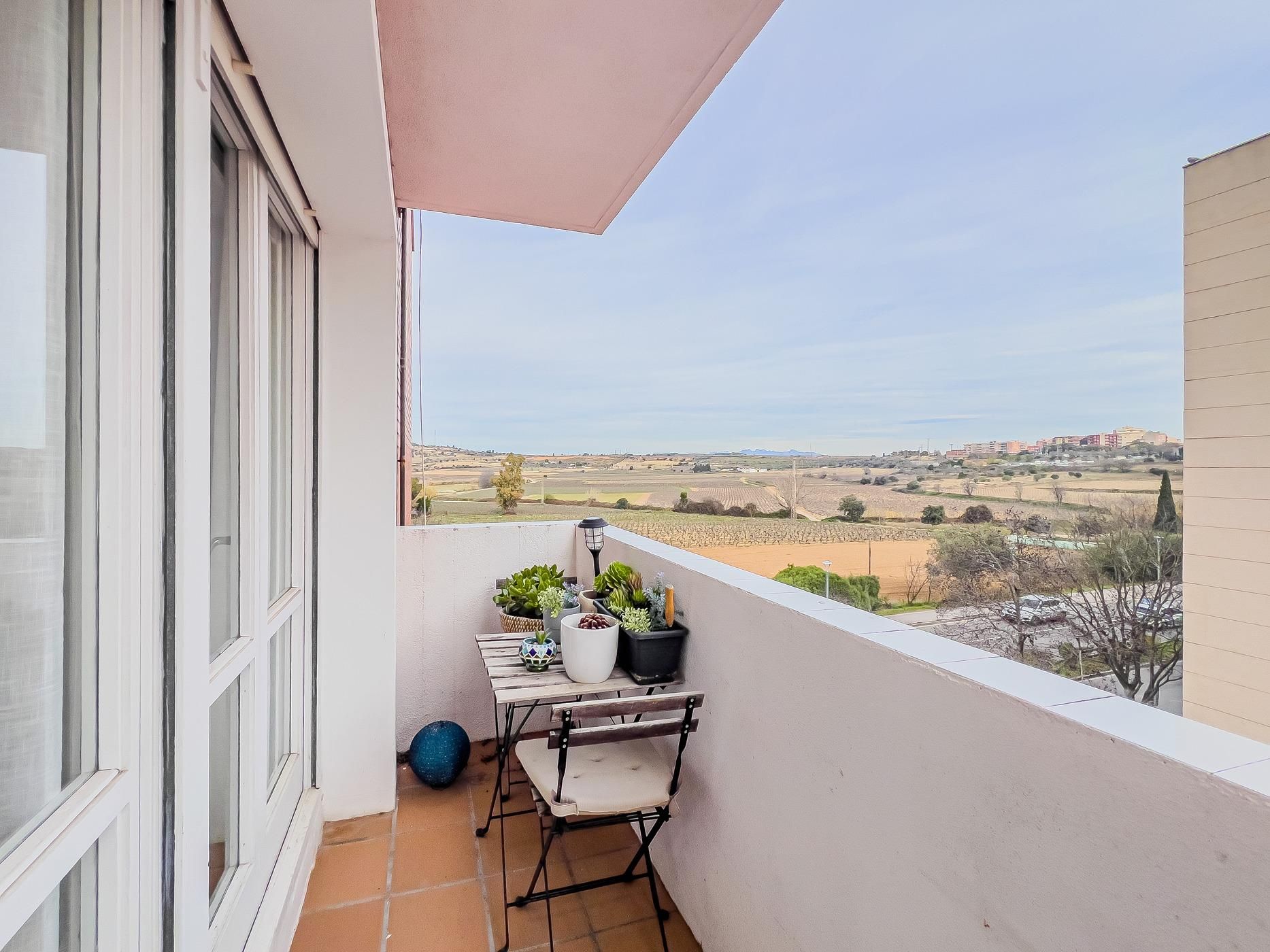 Terrassa de Pis en venda en Vilafranca del Penedès amb Parquet, Balcó i Alarma