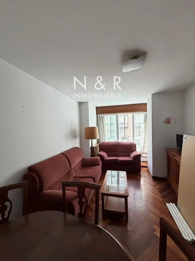 Sala de estar de Piso de alquiler en Santiago de Compostela  con Calefacción