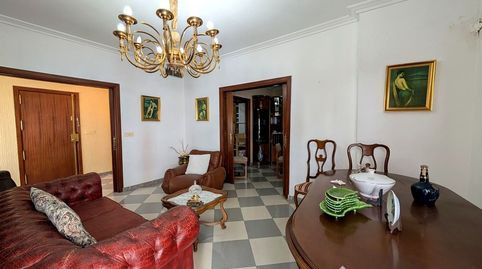 Foto 3 de Piso en venta en Daoiz, Centro ciudad, Linares