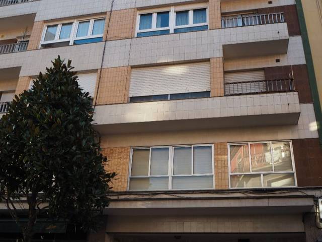 Garaje en Alquiler en Calle Gascona, 7 en Salesas - Foncalada - Campoamor