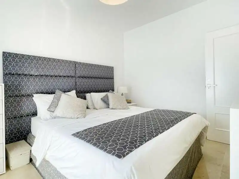 Penthouse mit Terrasse zum Verkauf in Nueva Andalucía, imagen 22