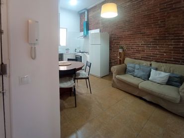 Flat with balcony for sale in Carrer de la Legalitat