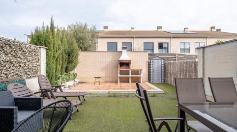 Foto 2 de Casa adosada en venda a Avenida de Castejón de Valdejasa, 62, Villanueva de Gállego, Zaragoza