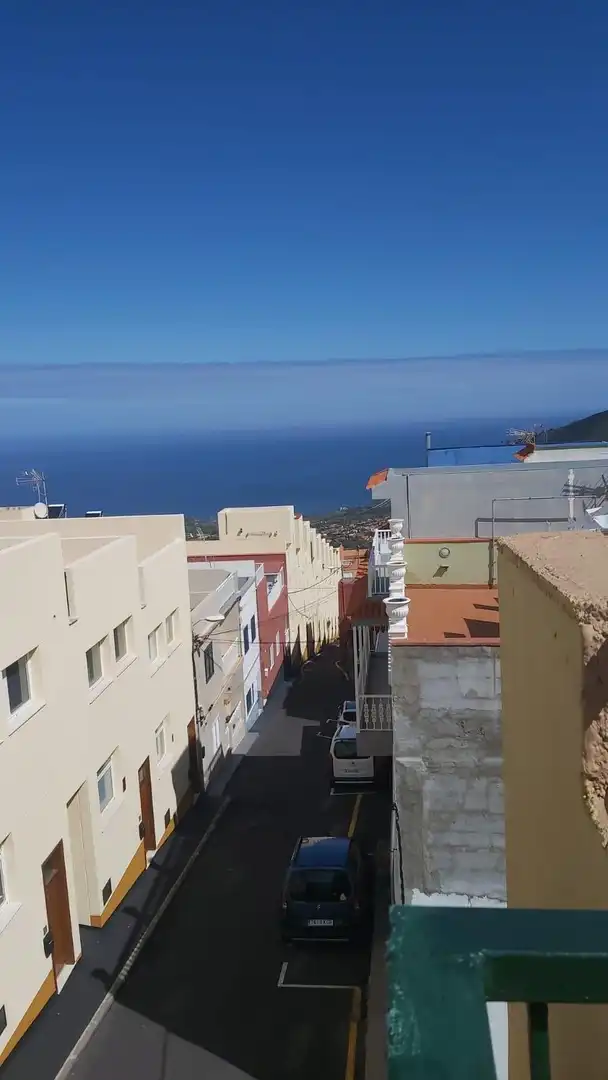 Vista exterior de Casa o chalet en venta en La Orotava con Terraza y Balcón