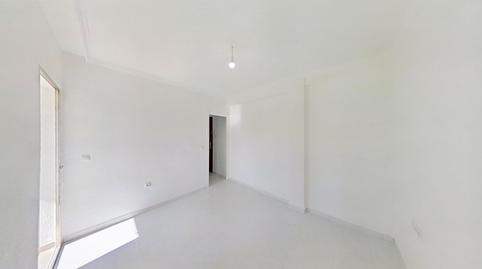 Photo 4 of Flat to rent in La Alhóndiga, Madrid