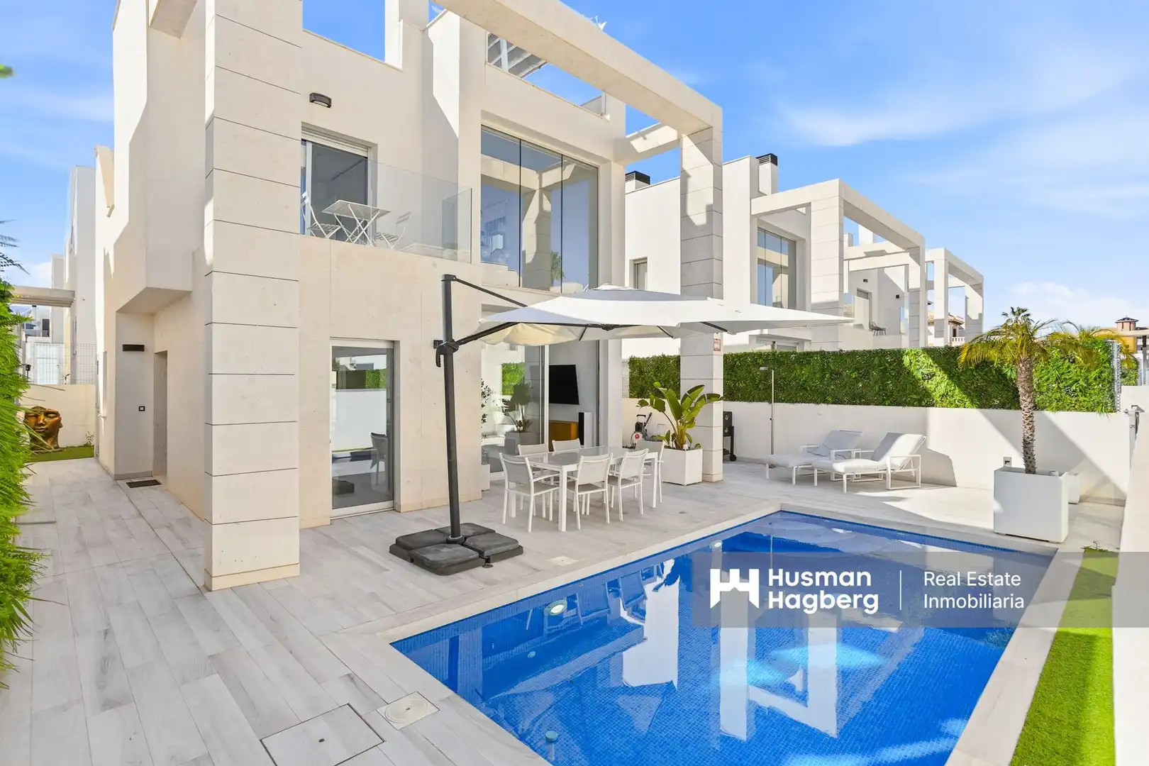 Piscina de Casa o xalet en venda en Orihuela
