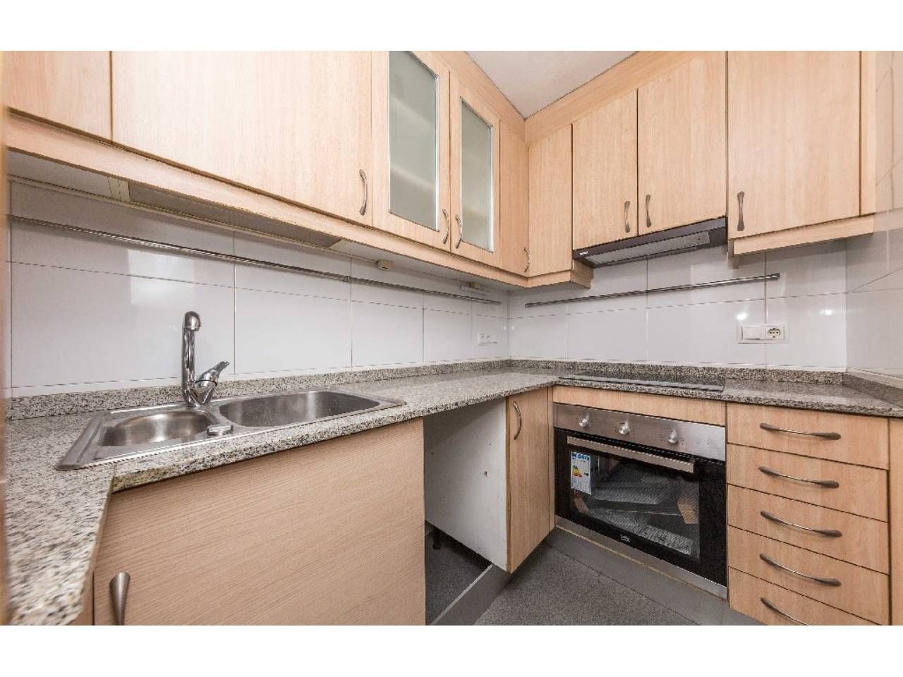 Cocina de Piso en venta en  Barcelona Capital con Terraza