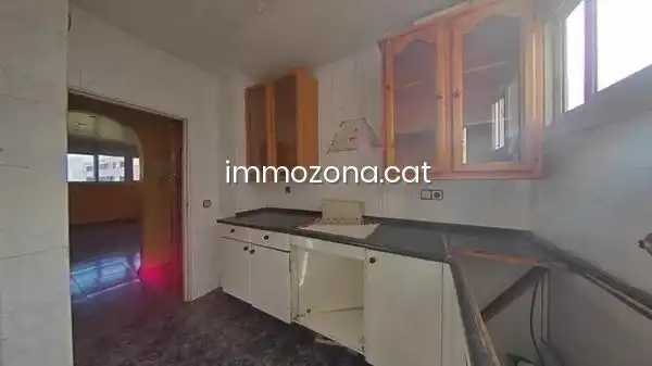 Cocina de Apartamento en venta en Barcelona