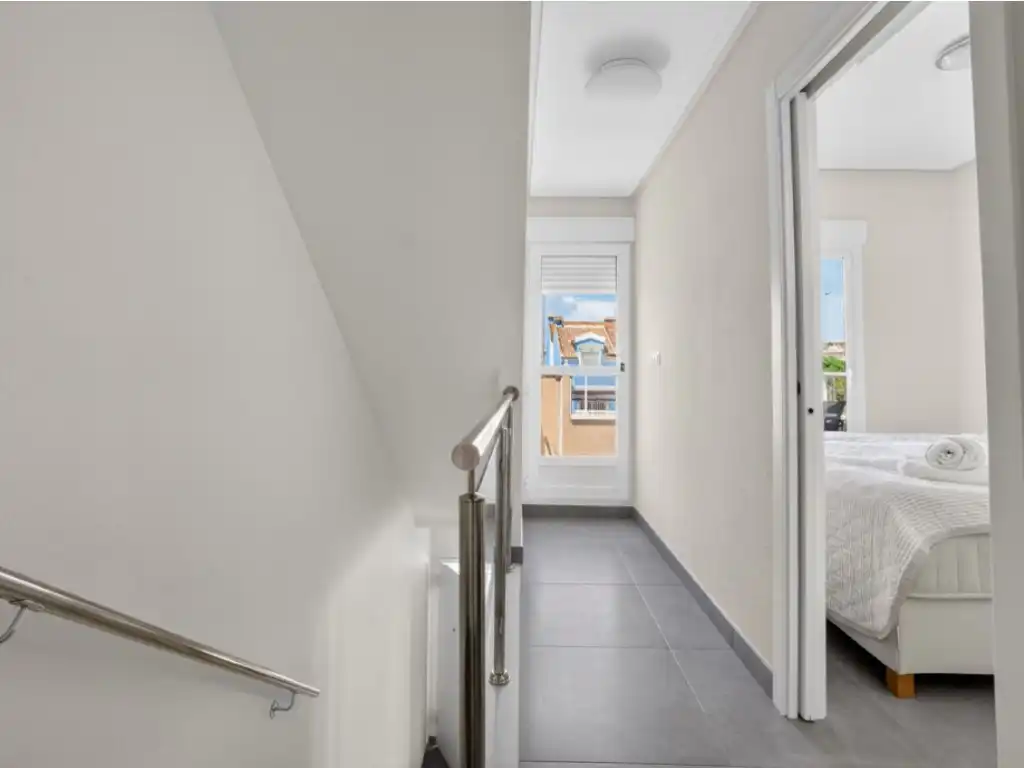 Casa adosada en venta en Orihuela con Aire acondicionado, Jardín privado y Terraza
