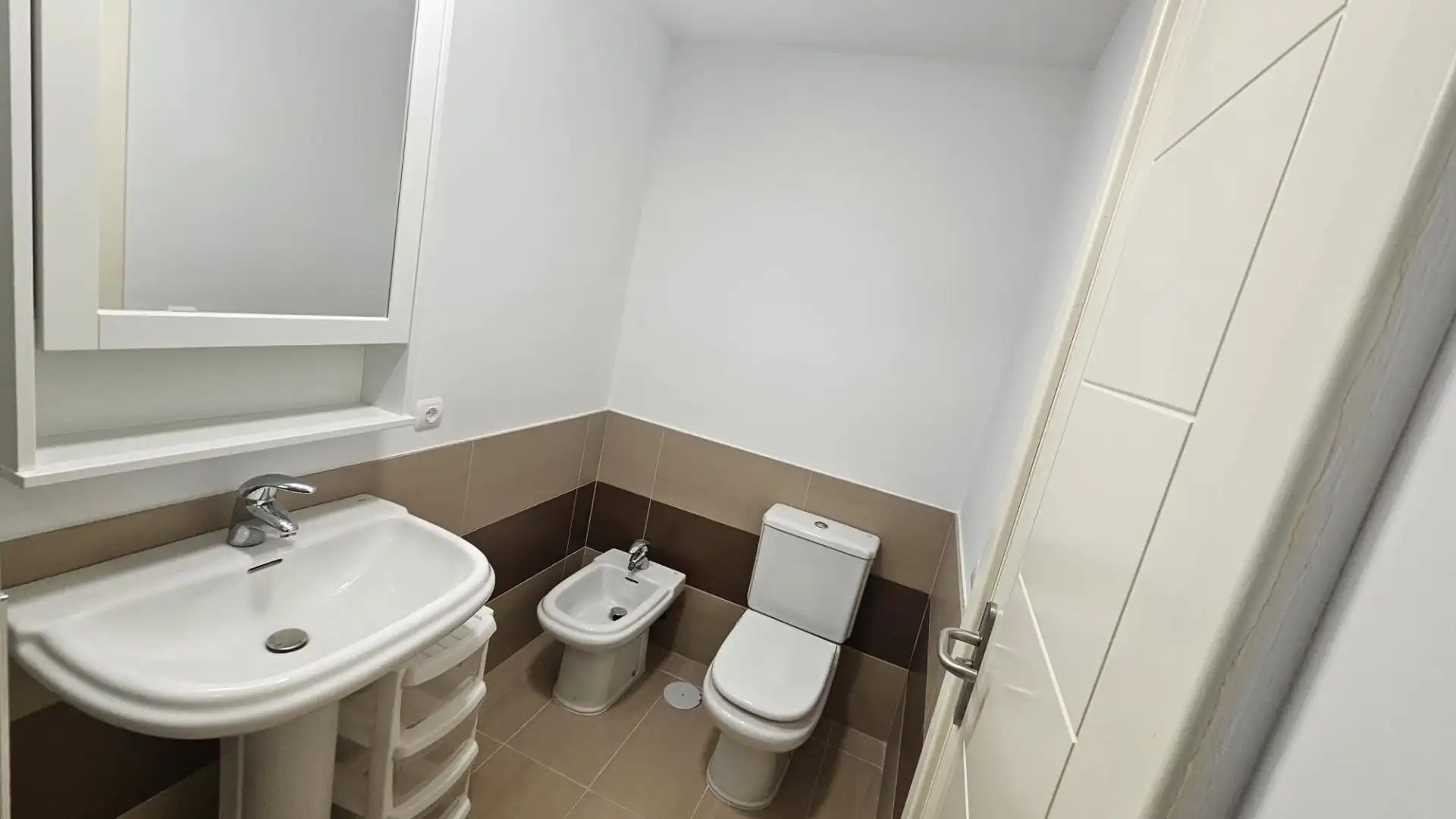 Baño de Piso en venta en Telde con Amueblado