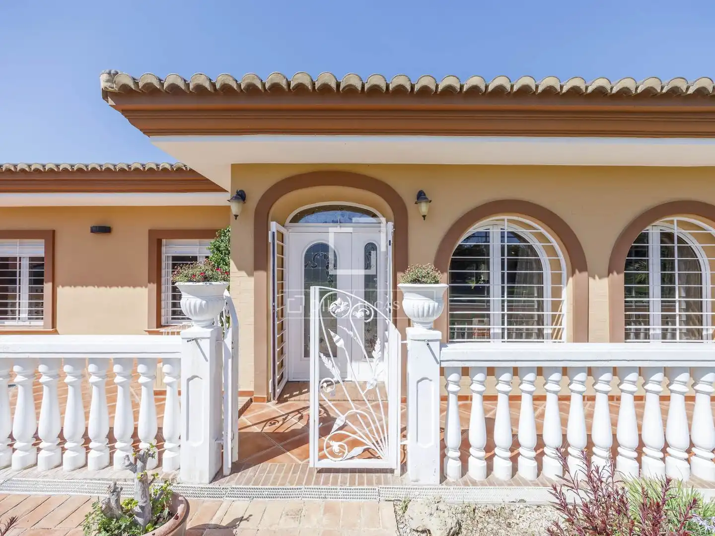 Villa mit Pool zum Verkauf in Montserrat, imagen 22