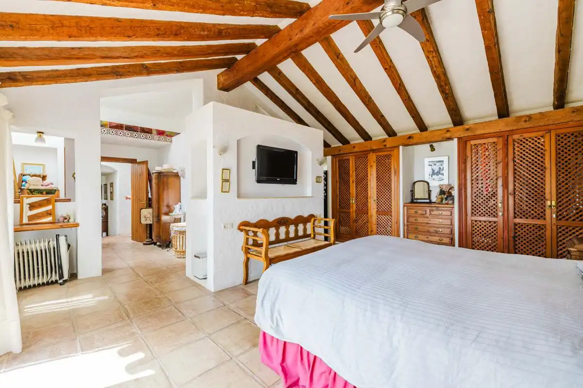 Dormitori de Casa o xalet en venda en Estepona amb Aire condicionat, Calefacció i Jardí privat