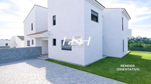 Photo 3 of Single-family semi-detached for sale in Montserrat, Valencia