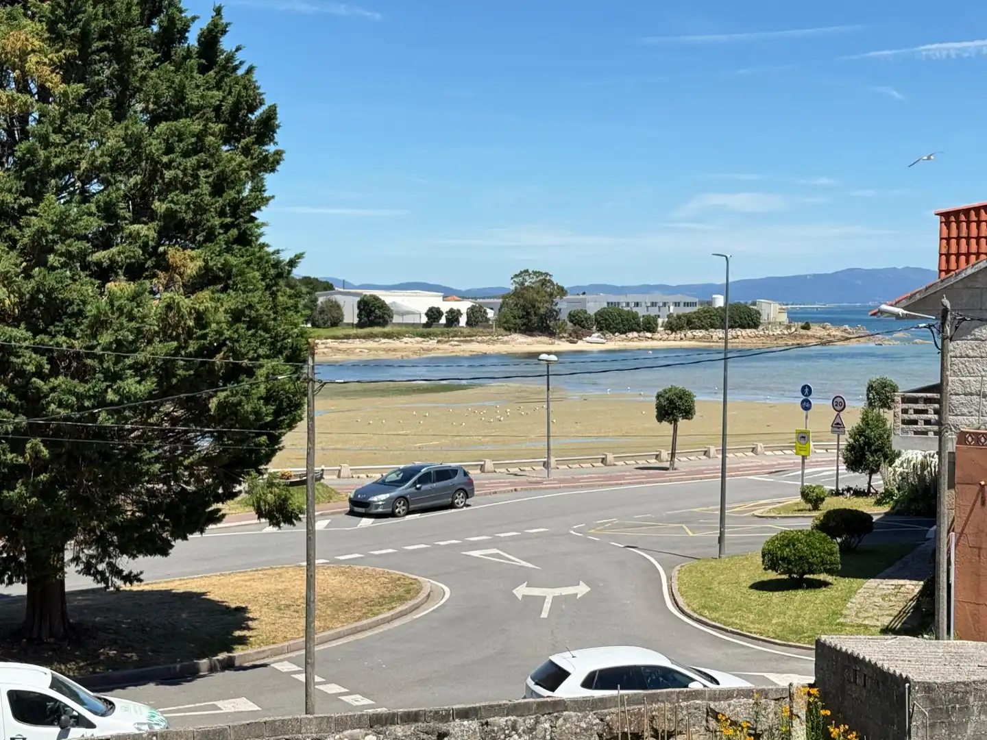 Vista exterior de Pis en venda en O Grove   amb Calefacció, Terrassa i Traster