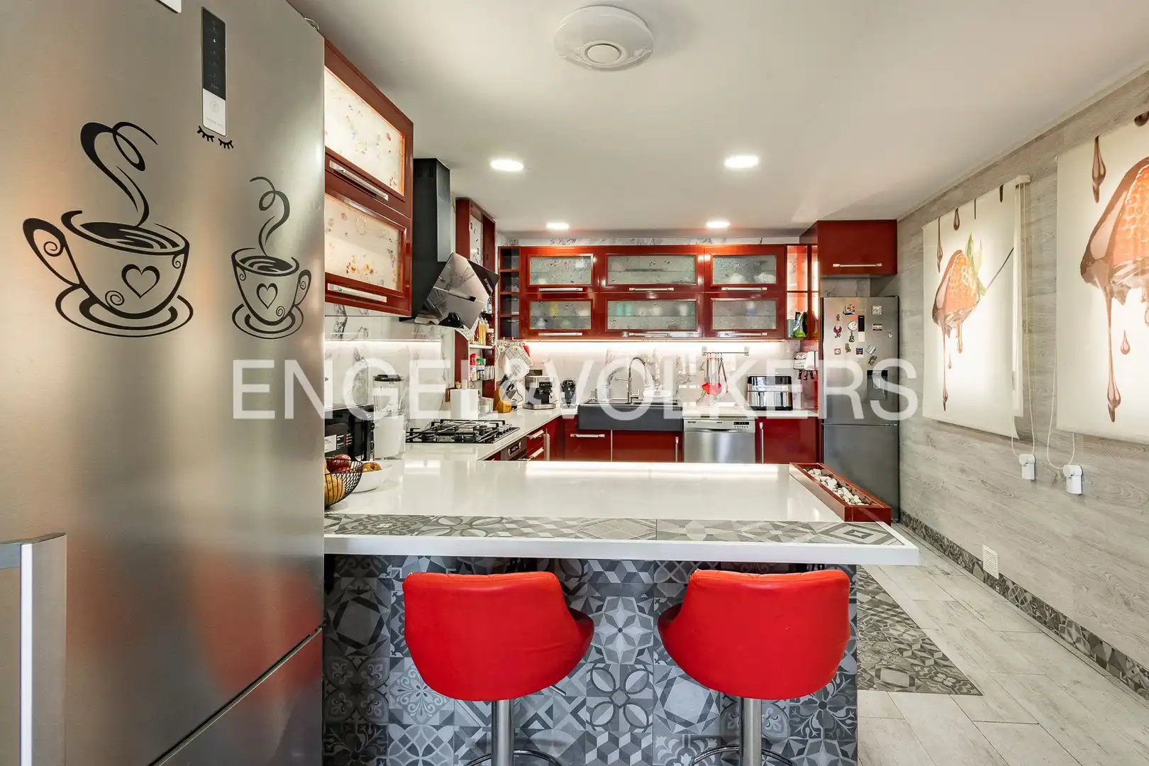 Kitchen of Flat for sale in El Prat de Llobregat  with Air Conditioner and Heating