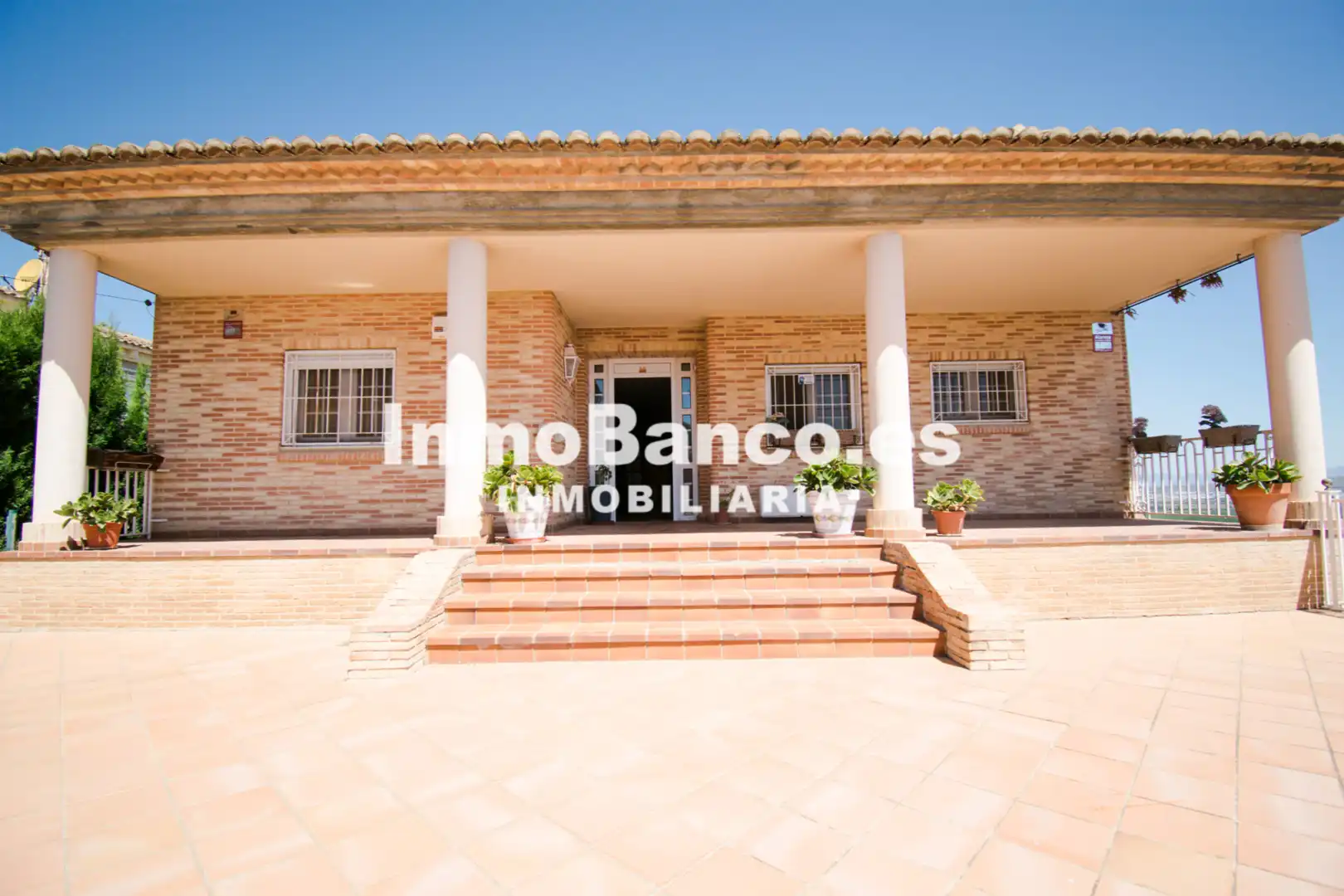 Vista exterior de Casa o chalet en venta en Chiva con Aire acondicionado, Calefacción y Jardín privado