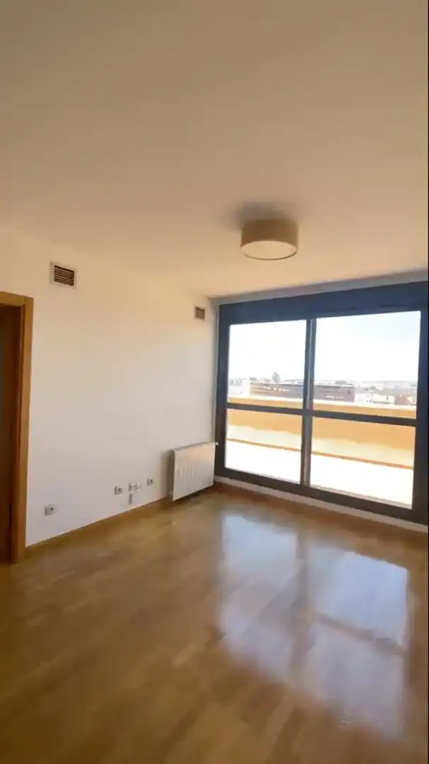 Terraza de Ático en venta en Madrid con Calefacción, Terraza y Trastero