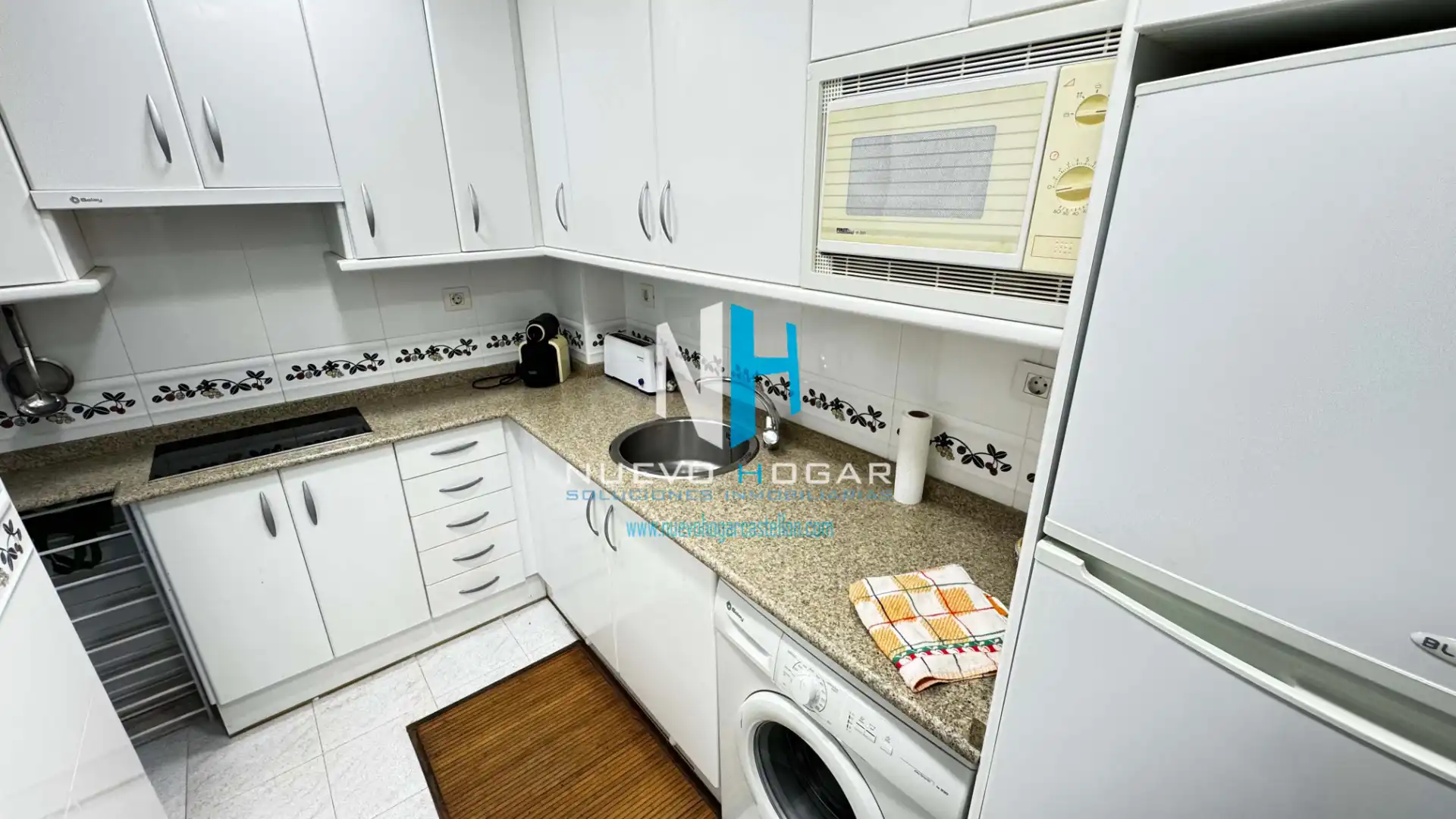 Cocina de Apartamento en venta en Benicasim / Benicàssim con Terraza, Amueblado y Lavadora