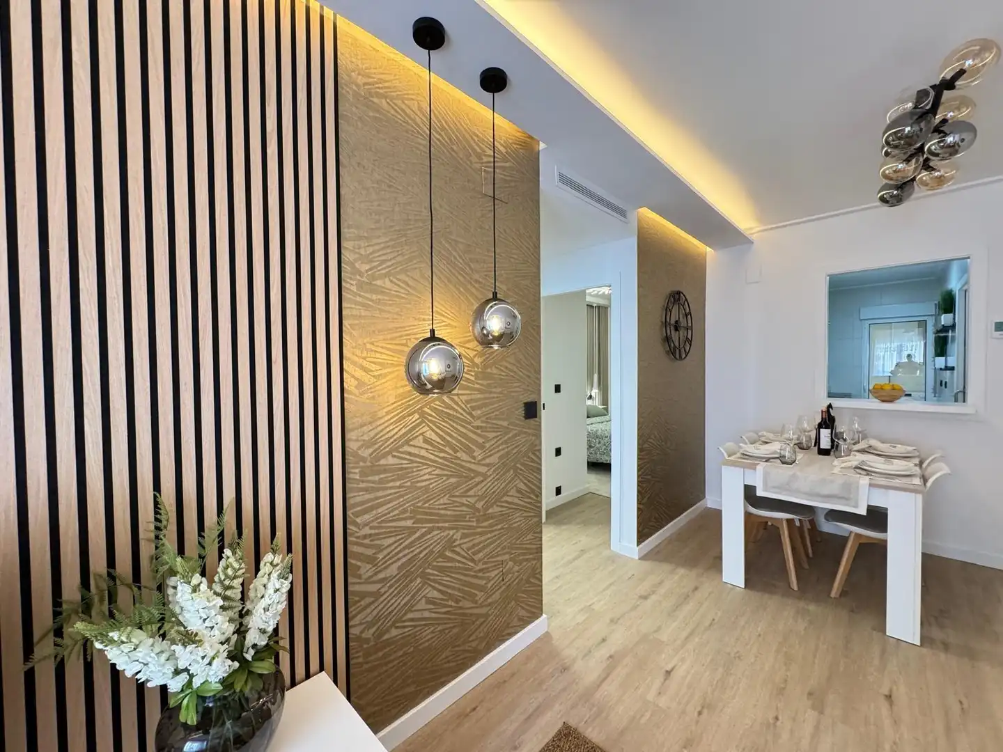 Apartamento con terraza en venta en Calle CAMPOAMOR, imagen 30