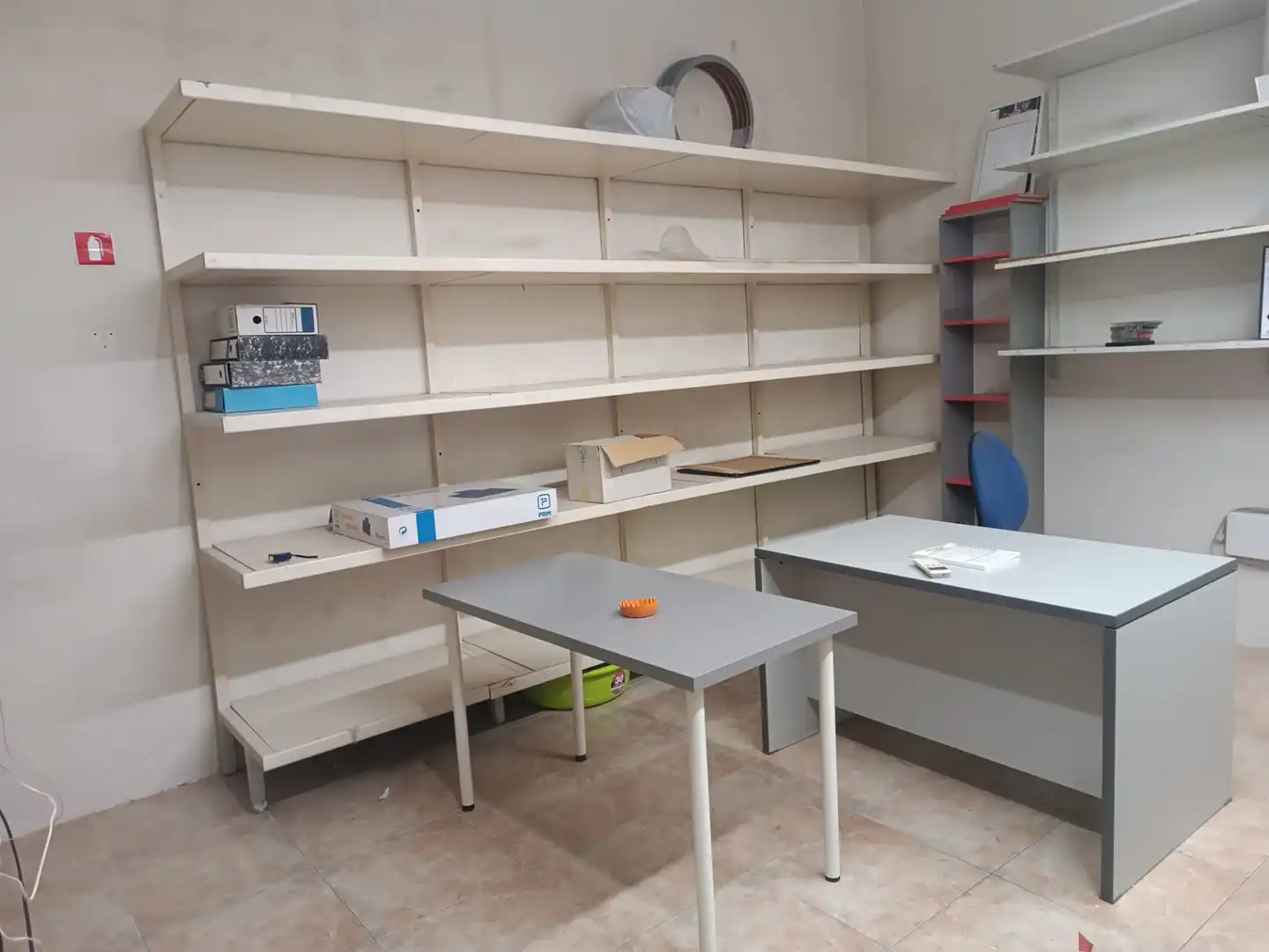 Local comercial de lloguer a Monzón, imagen 3