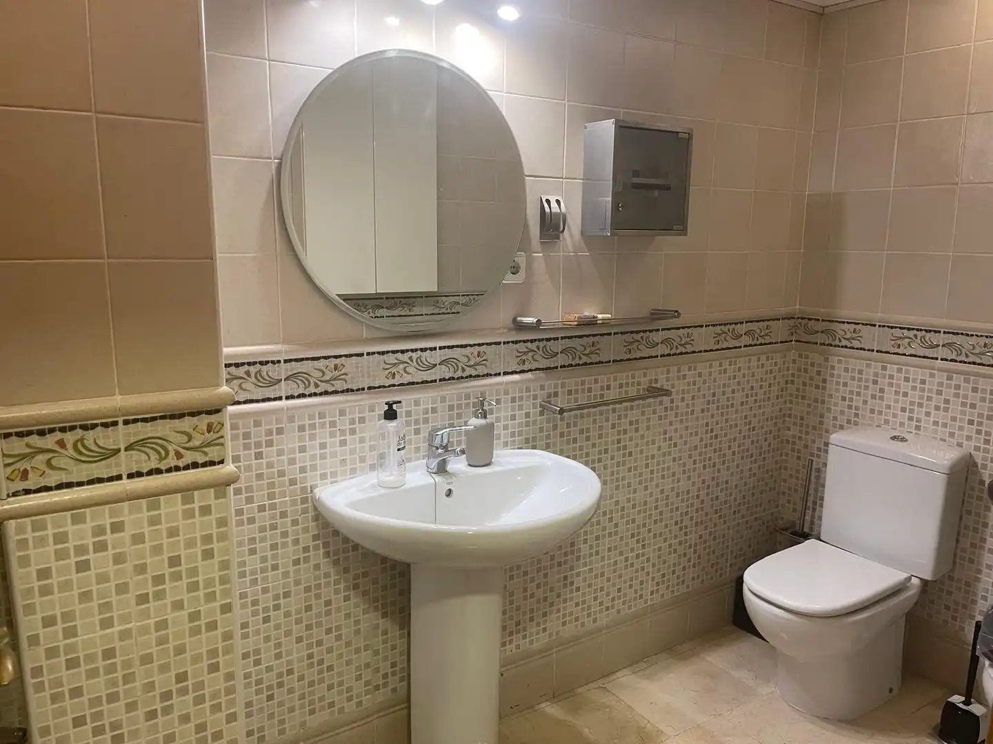 Baño de Ático de alquiler en Alicante / Alacant con Aire acondicionado, Calefacción y Terraza