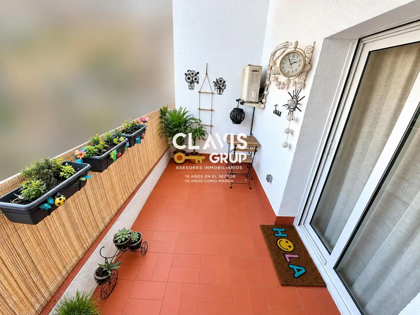 Ático con balcón en venta en Nou Barris, imagen 2