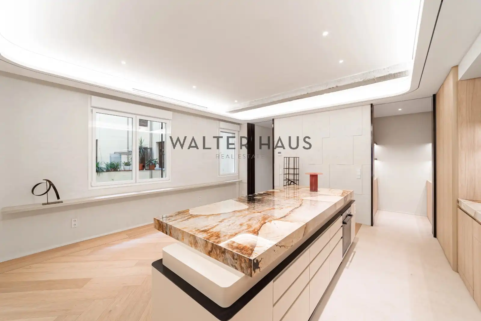 Kitchen of Flat for sale in Madrid  with Air Conditioner, Heating and Oven