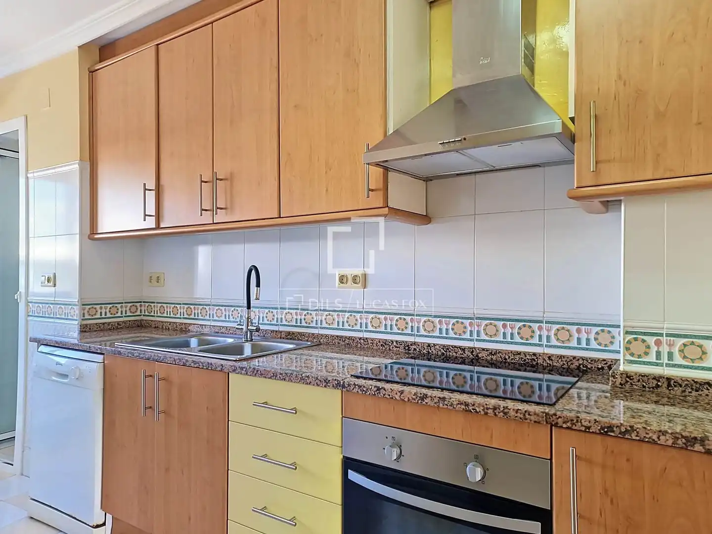 Piso con terraza en venta en Les Salines - Pla de Sant Pere, imagen 8