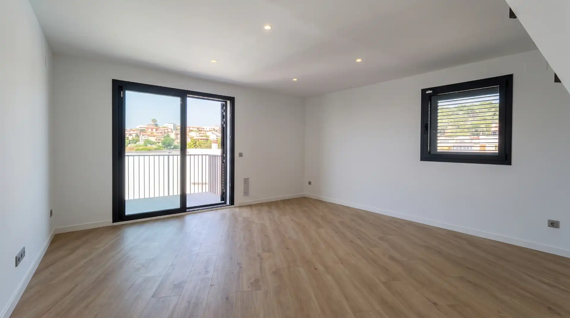 Piso de obra nueva con piscina en venta en Carrer Verge de Montserrat 17, imagen 7