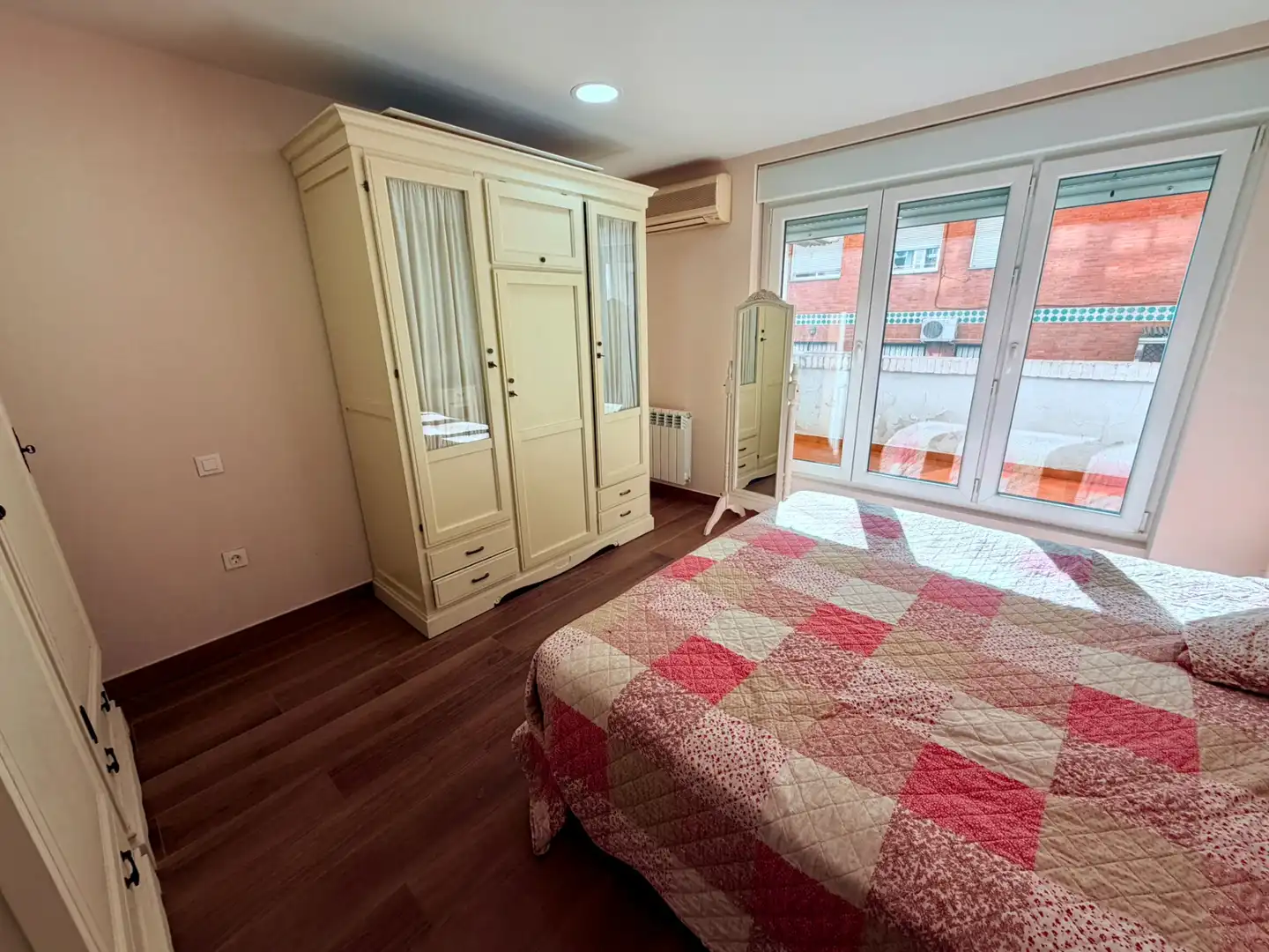 Piso en venta en Calle Alhamar, Fígares