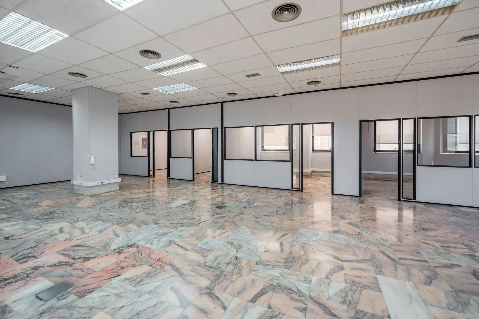 Oficina en venta en Madrid con Aire acondicionado y Calefacción