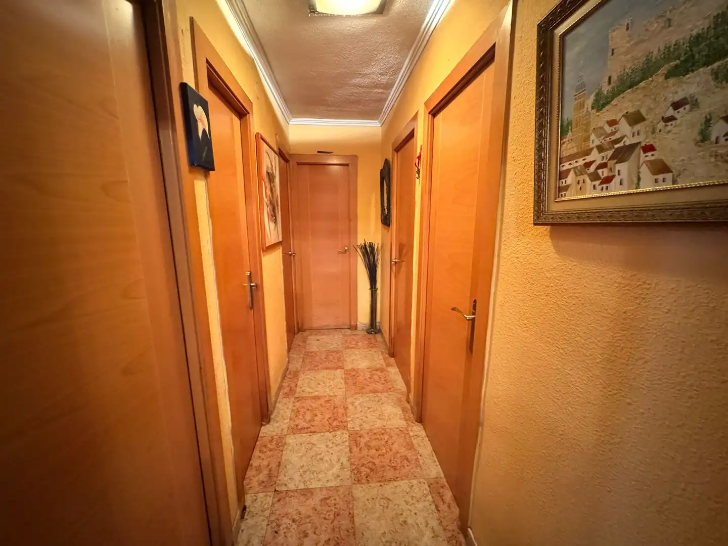 Piso en venta en L'Hospitalet de Llobregat con Balcón