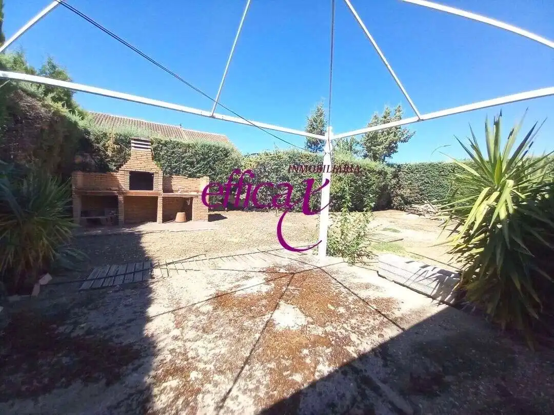 Jardí de Casa o xalet en venda en Novés amb Aire condicionat i Calefacció