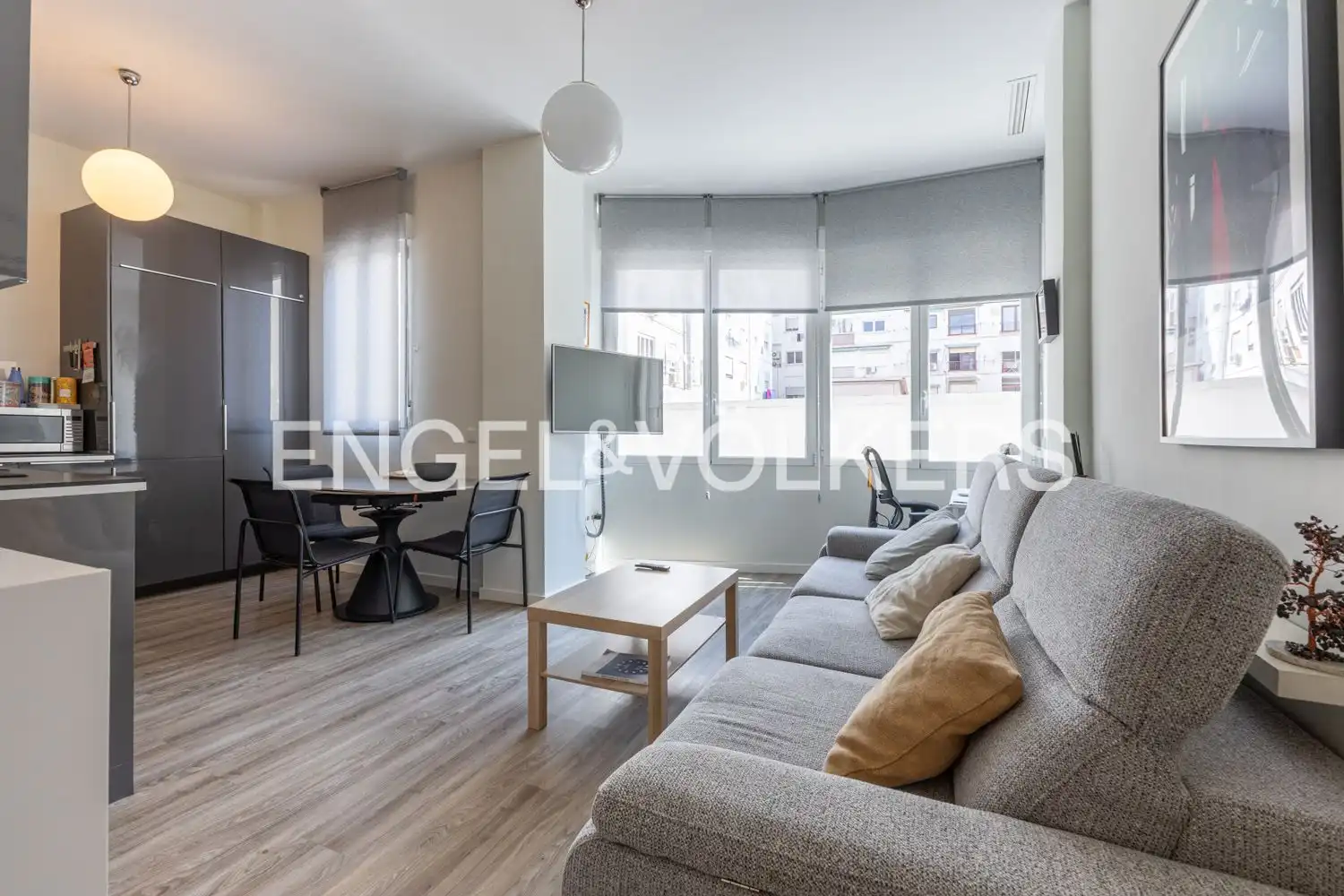 Sala d'estar de Pis en venda en  Valencia Capital amb Aire condicionat, Calefacció i Moblat