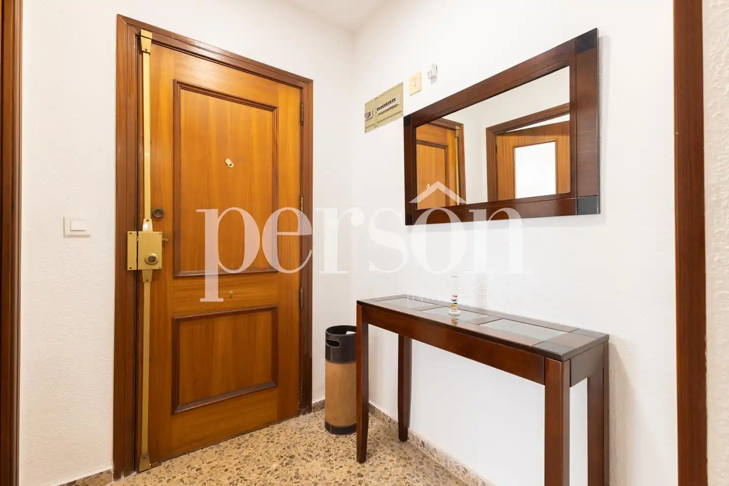 Wohnung zur Miete in Valencia mit Klimaanlage, Heizung und Terrasse