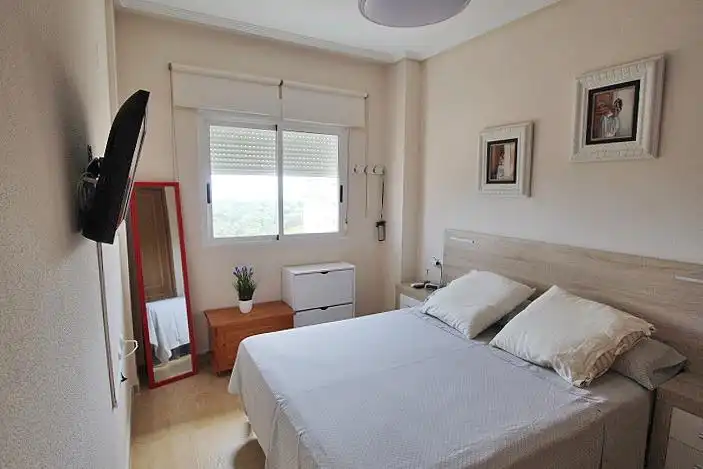 Schlafzimmer von Wohnungen zum Verkauf in Guardamar del Segura mit Klimaanlage, Terrasse und Abstellraum