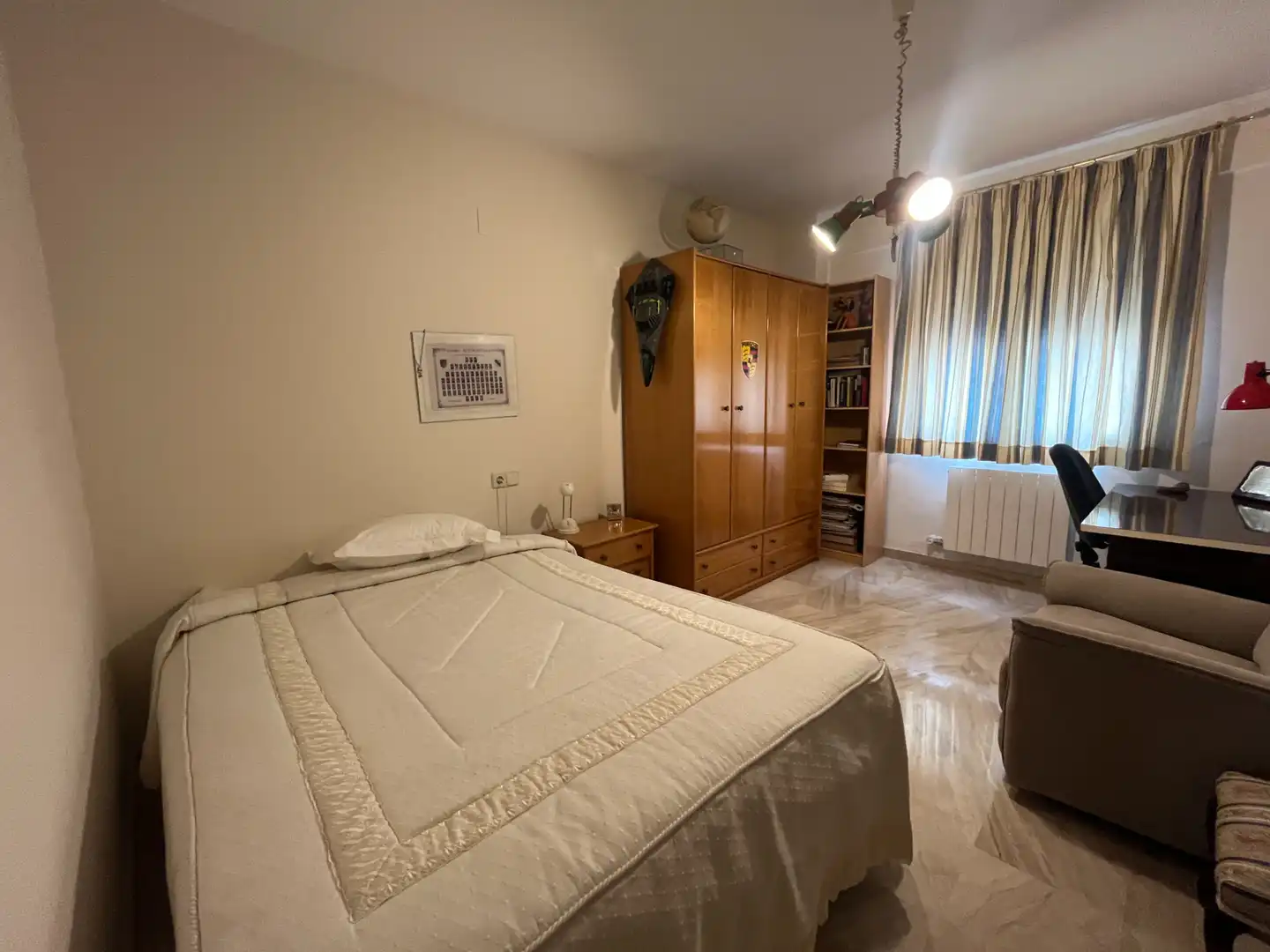 Dormitori de Pis en venda en Jaén amb Aire condicionat i Calefacció
