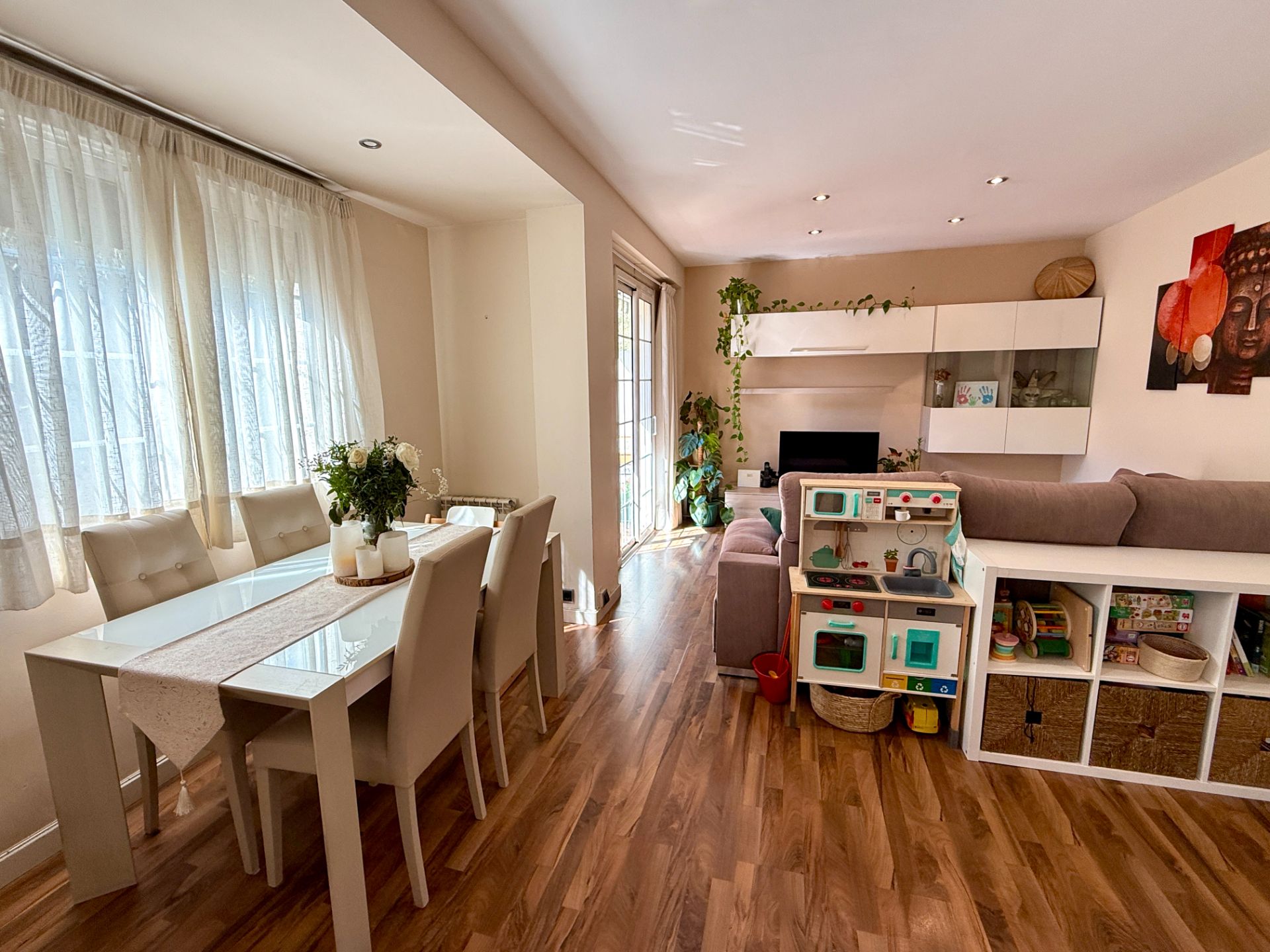 Sala d'estar de Pis en venda en  Barcelona Capital amb Aire condicionat, Calefacció i Parquet