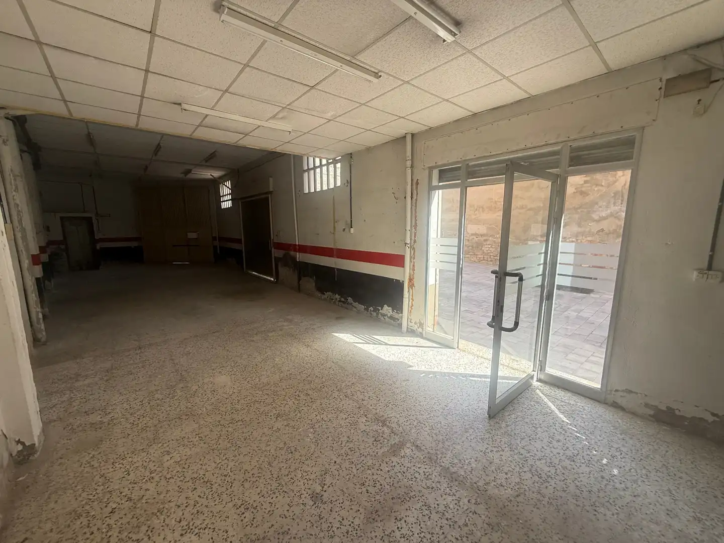 Geschaftsraum zur Miete in Tàrrega mit Alarm