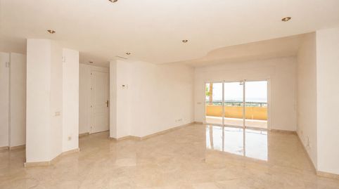 Foto 3 de Piso en venta en Elviria, Marbella