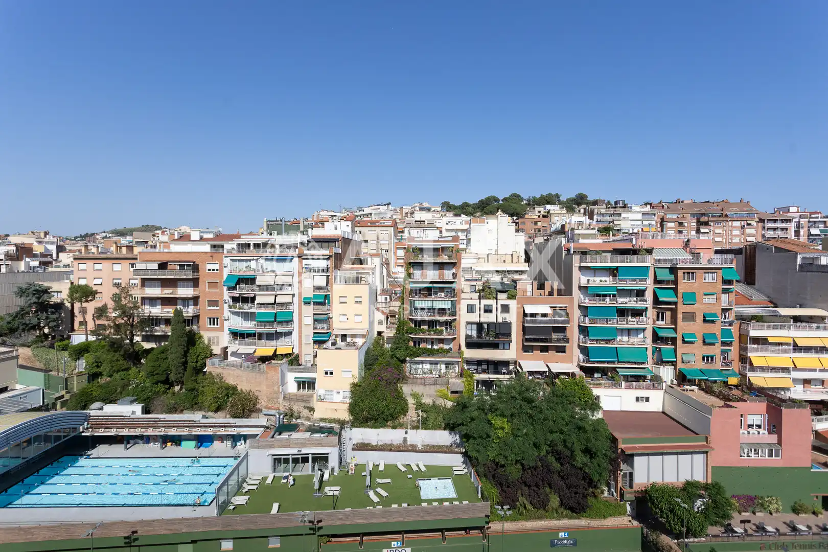 Vista exterior de Ático en venta en Barcelona con Aire acondicionado, Calefacción y Terraza