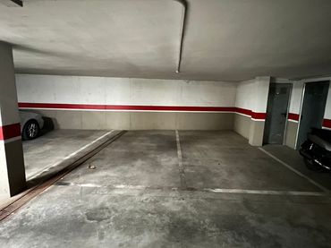 Individual amb ascensor en venda a Calle Cervantes