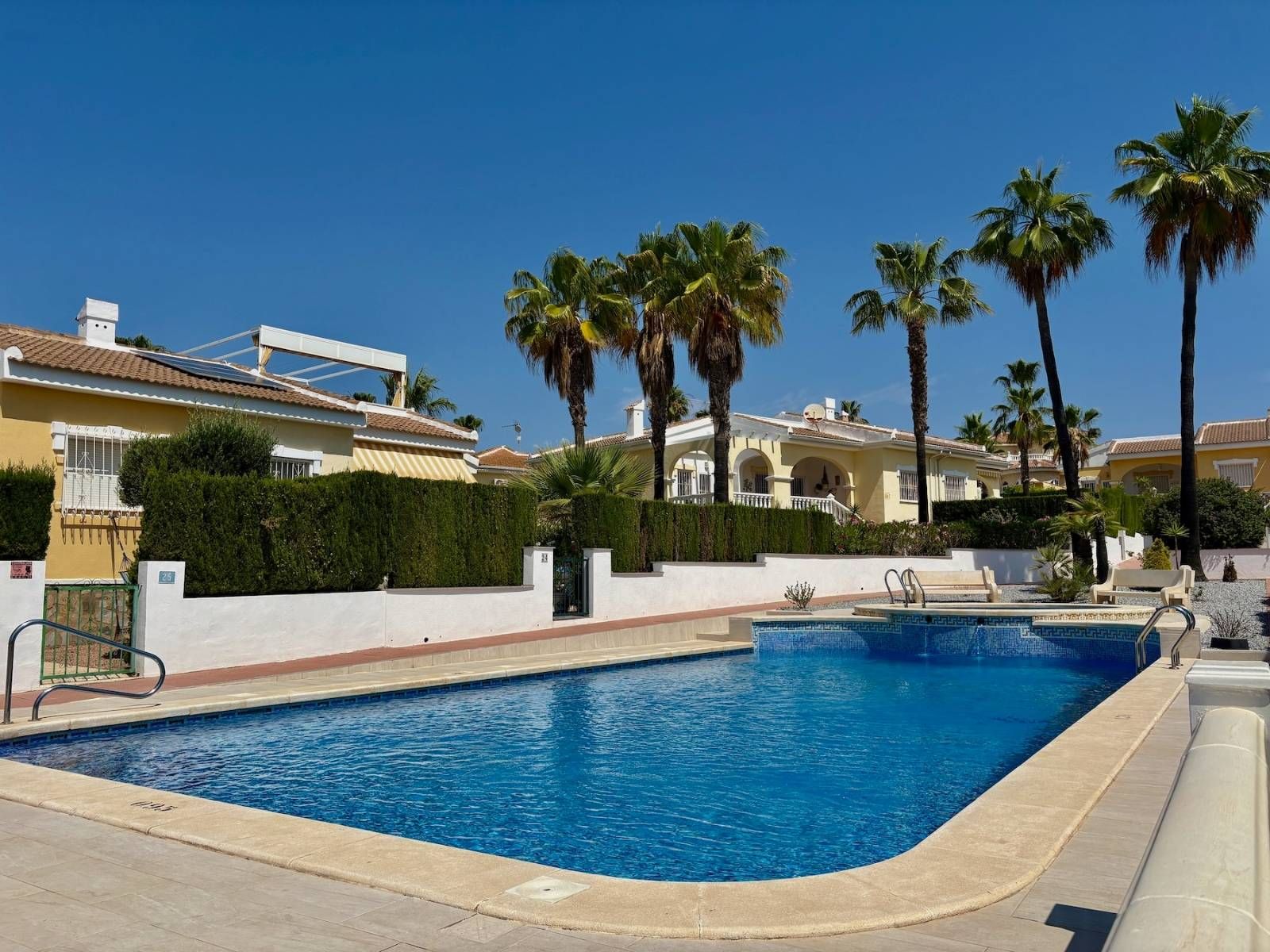Piscina de Casa o xalet en venda en Almoradí amb Terrassa i Traster
