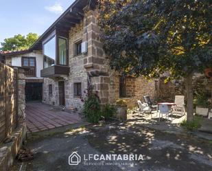 Vista exterior de Casa o xalet en venda en Pesquera amb Calefacció